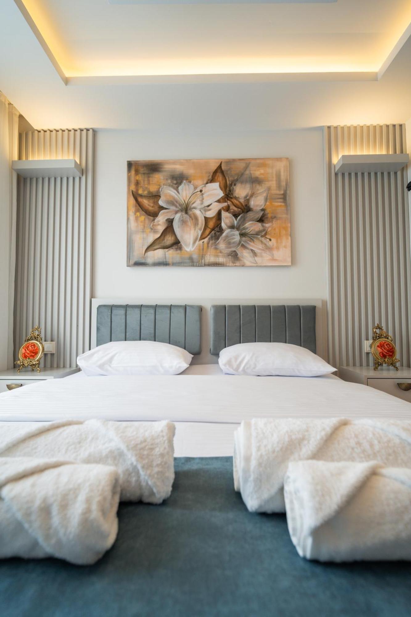 Aparthotel Yusra 2*