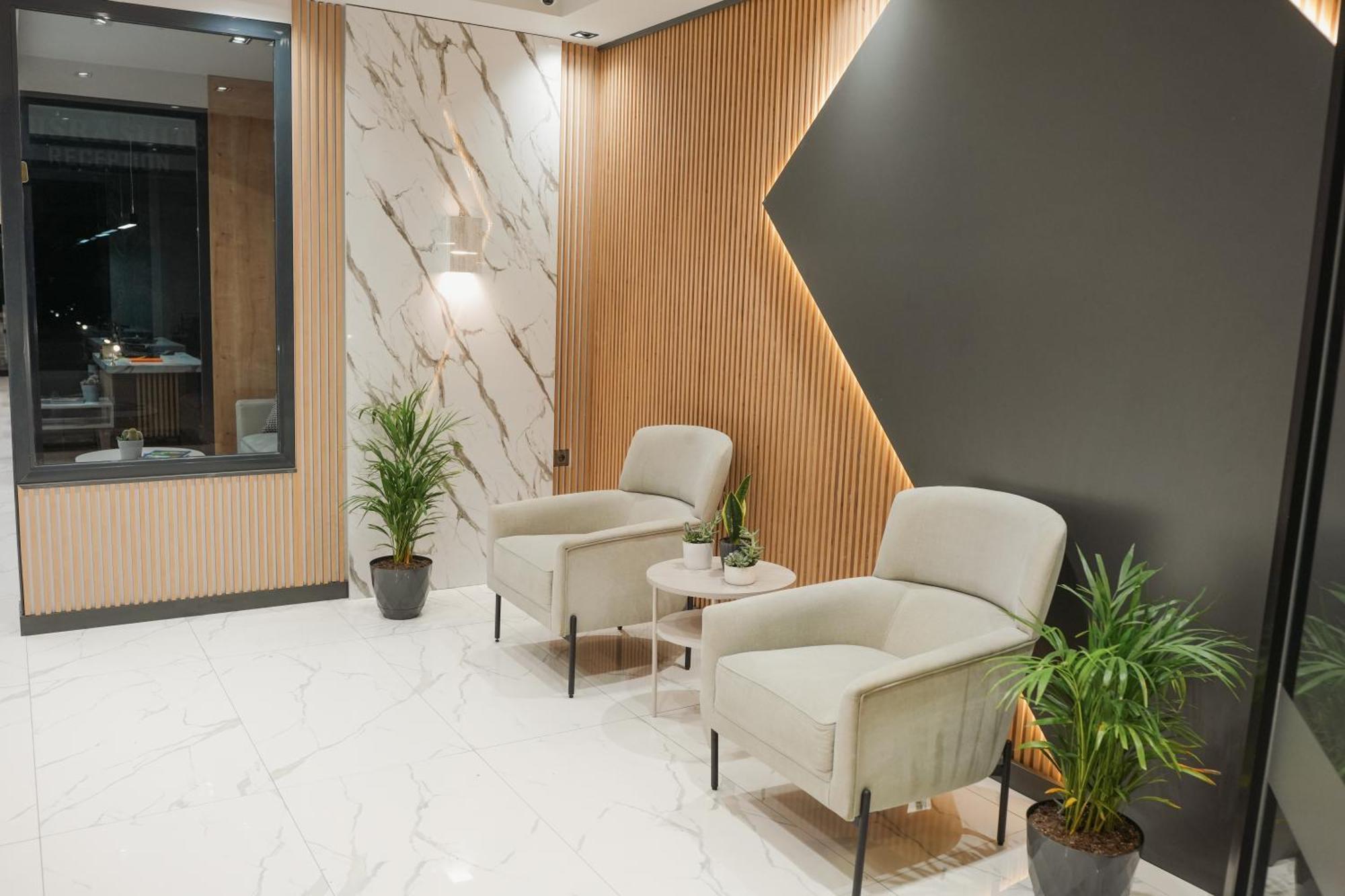 Yusra Aparthotel